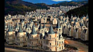 Город-призрак из сотен заброшенных замков в Турции
