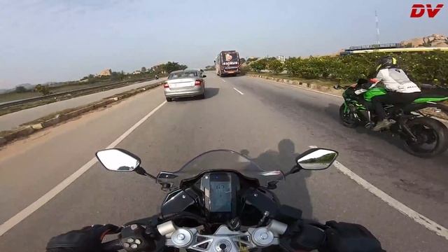 RR310 vs ZX-10R INSTRUMENT CONSOLE CHECK смотреть онлайн