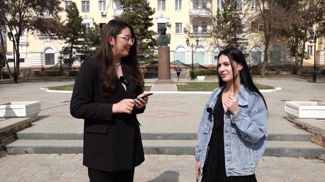 Сотрудница Агенства по делам молодежи Астраханской области ответила на школьные вопросы смотреть онлайн