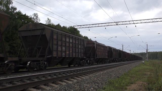 Электровоз ВЛ10-292 с грузовым смотреть онлайн