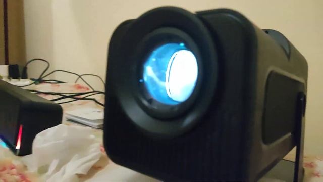 projector hy 320 no escuro total fico incrível com animes e filmes valeu a pena ? смотреть онлайн