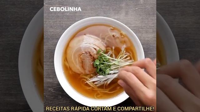Ramen a Base De Caldo de Shoyu #shorts смотреть онлайн