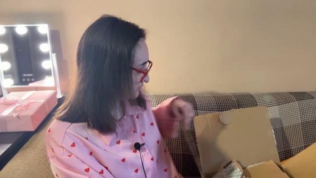 🎁 ГРАНДИОЗНАЯ КНИЖНАЯ РАСПАКОВКА | подарки и покупки ко дню рождения смотреть онлайн