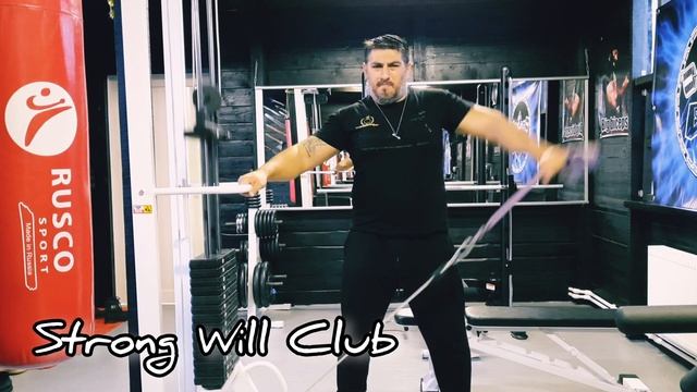 💪 Три лучших упражнения на плечи☆☆☆☆☆ смотреть онлайн