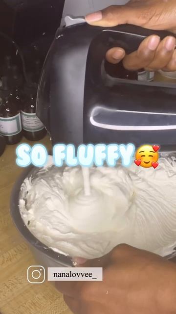 Whipped Shea Butter! #satisfyingvideo #satisfyingasmr #naturalhaircare #veganskincareproducts смотреть онлайн