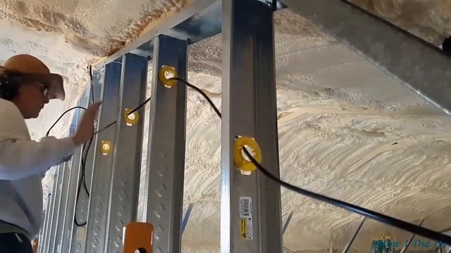 Off Grid Barn framing continues, converting 110v lamp to 12v~How I Did It~ смотреть онлайн