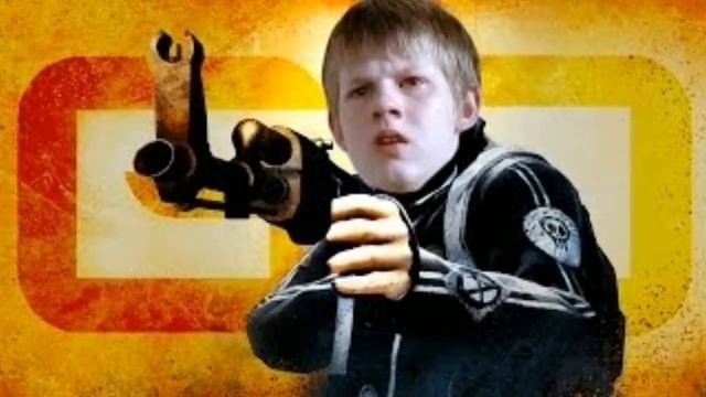 Школьник учит играть в Cs# 1 смотреть онлайн