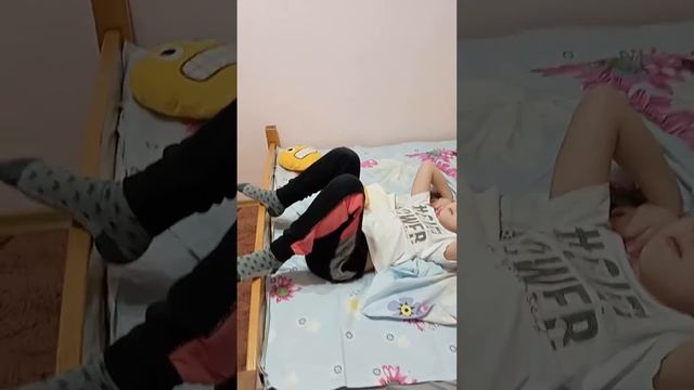 урок как научиться делать МОСТИК!!!!! смотреть онлайн
