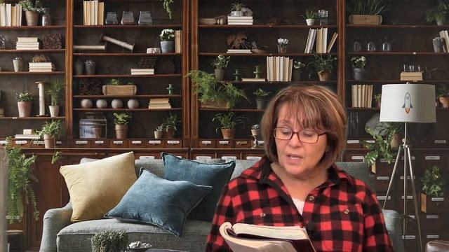 Daily Bible Reading Day 18 with Linda Weber смотреть онлайн