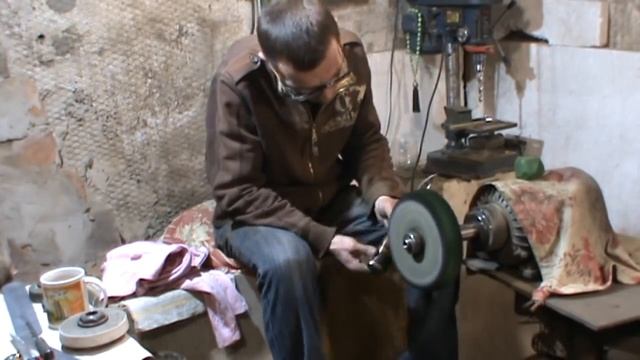 ФИНКА РУЧНОЙ РАБОТЫ. КЛИНОК ПО МОТИВАМ НКВД. ОБЗОР НОЖА смотреть онлайн