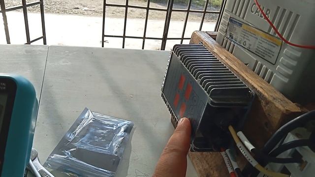 4s Lifepo4 with BMS and Active Balancer смотреть онлайн