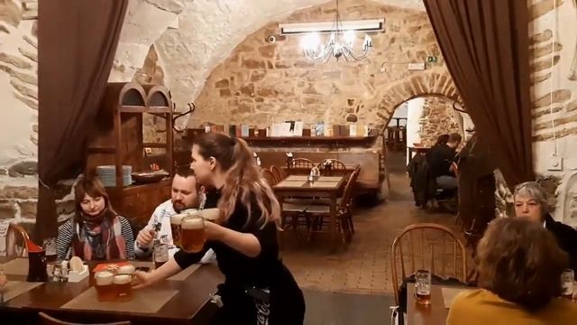 Весенние каникулы в Праге смотреть онлайн