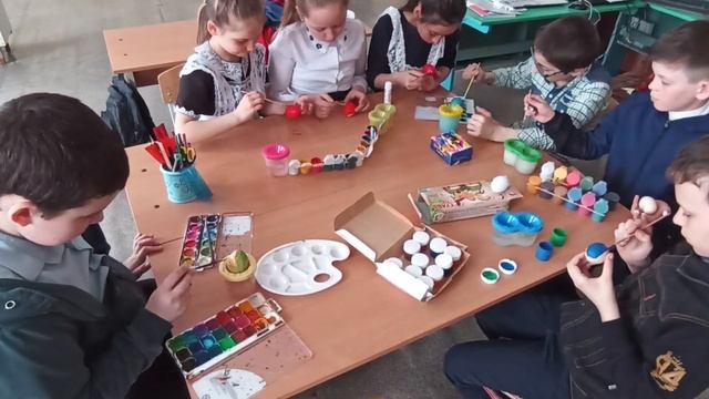 "Пасхальные яйца" смотреть онлайн