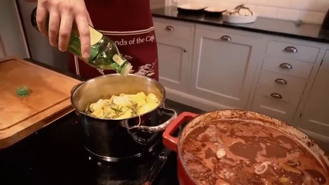Ratatouille med långkokta lammlägg (Sveriges Mästerkock audition video, 2020) смотреть онлайн