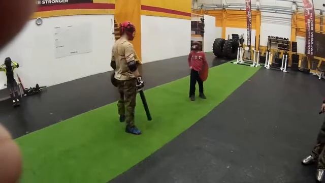 Иван против Антона и Максима