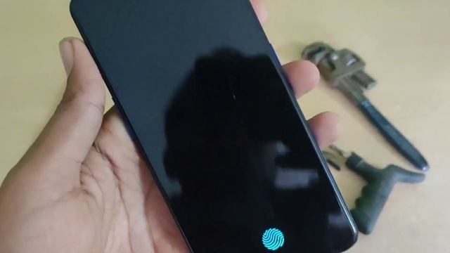 RealMe X2 Pro Scratch Test of Gorrila Glass 5 🤔. Real Durability. смотреть онлайн