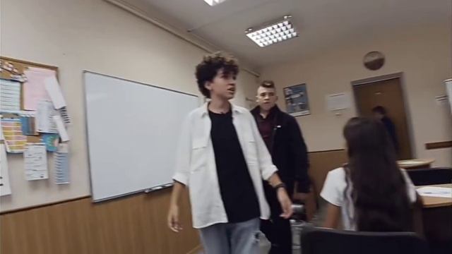 жизнь глазами школьника часть хрен знает какая смотреть онлайн