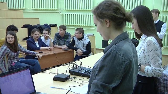 Внутривузовский чемпионат по интеллектуальной игре "БРЕЙН-РИНГ". 30.03.2014г. смотреть онлайн