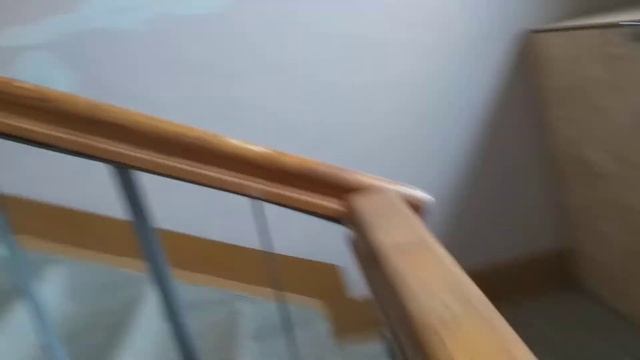 Ржавый и "непонятный" лифт в относительно новом доме Владивостока! смотреть онлайн