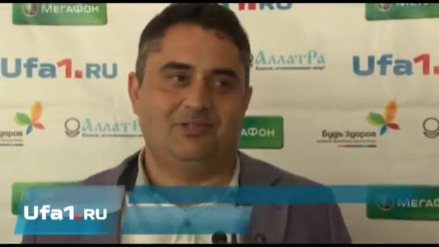 Из гостя -- в журналисты смотреть онлайн