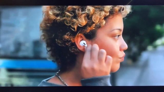 Apple’s AirPods Pro NEWEST TV commercial..song title “ Where Is My Mind?" by Tkay Maidza смотреть онлайн