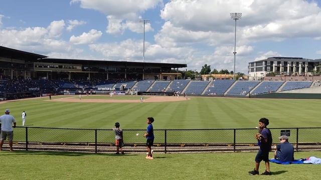 Coolray Field смотреть онлайн
