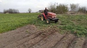 Японський минитрактор Yanmar f 195 с окучником wirax