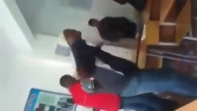 Африканец пойот на Памирском смотреть онлайн