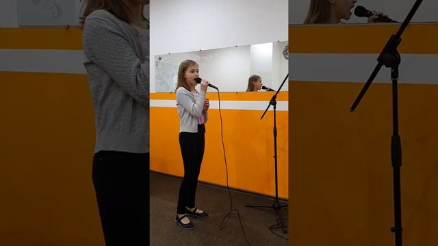 УВОКАЛ, РАБОЧИЕ МОМЕНТЫ смотреть онлайн