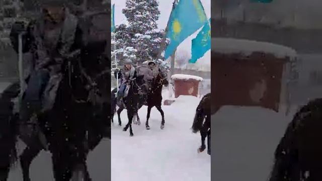 Қазақстан Республикасы много национальный, единый Казахстан турки, уйгуры, русские за казахов смотреть онлайн