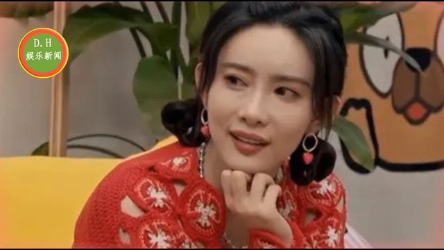 杨紫在亲爱的热爱的5字，张艺兴在这次会面是不是也在等一个合体？ смотреть онлайн