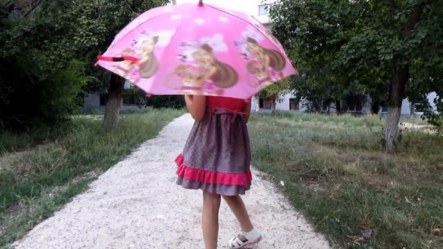 Кажется, дождь собирается! It's going to rain смотреть онлайн
