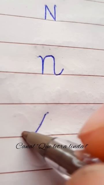 Três formas de escrever a letra "N"/ letra cursiva e letra de forma #shorts #caligrafia #calligraph смотреть онлайн