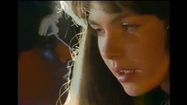 Наташа Пушкова - Million Ans Avant (с русскими субтитрами) смотреть онлайн