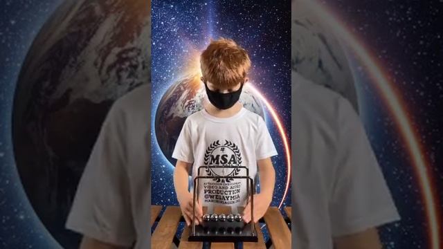 Newton's Cradle Endless Possibilities смотреть онлайн