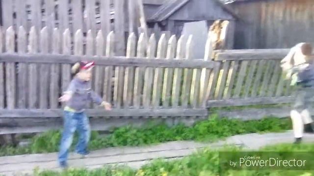 Школьник VS 6 летний мальчик. Угар😂. смотреть онлайн