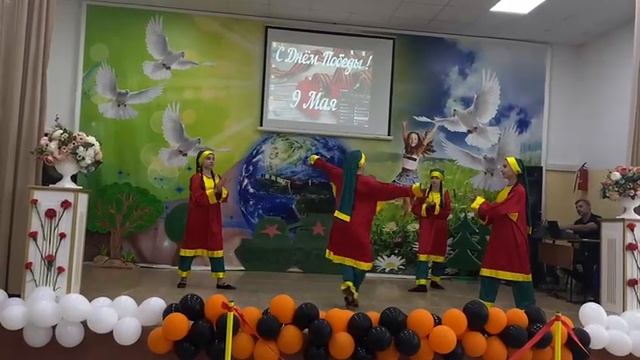 АВАРСКИЙ ТАНЕЦ, 17 ШКОЛА г.ДЕРБЕНТ смотреть онлайн