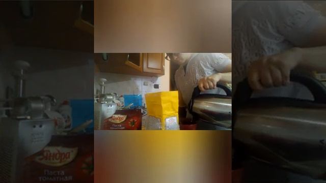 Готовлю ужин,котлеты с зирой,подливой и гречкой смотреть онлайн