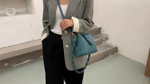 Сумка женская, артикул 20-11-11-08 смотреть онлайн