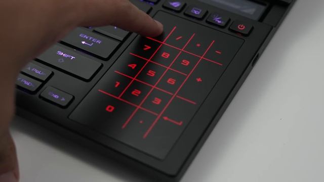 ASUS ROG Zephyrus Duo 2022 : 2 is better than 1? смотреть онлайн