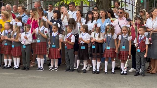 1 сентября. Фотограф - Астахова Мария astakhovaphoto.ru смотреть онлайн