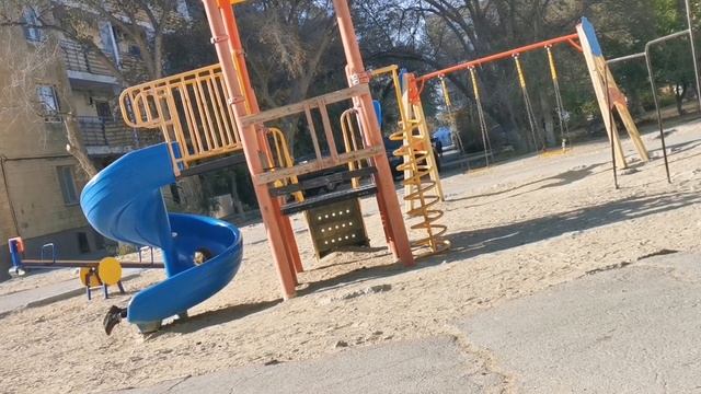 Девочки бесятся / 01.10.21 смотреть онлайн