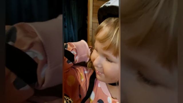 «ВИТАЛИК, ПРИХОДИ! Я ТЕБЯ В КОЗЛИНЫЙ РОГ СОГНУ! ПОТОМ РАЗОГНУ!»... смотреть онлайн