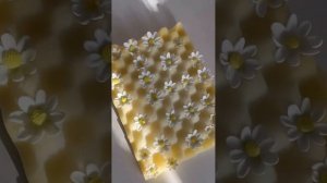 Ромашки из мастики для декора