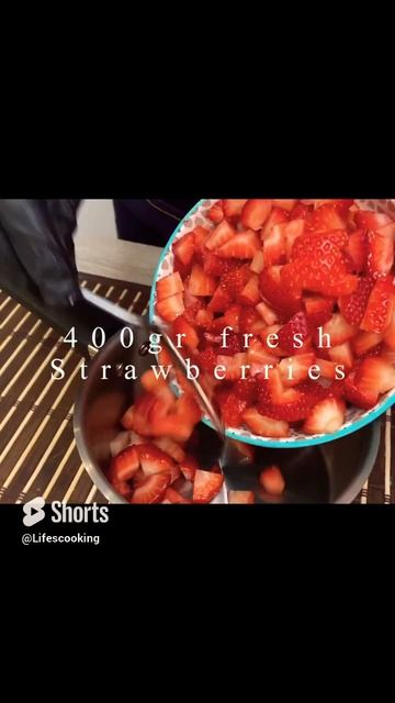 Milk based strawberry Cake!#cake #food #shortvideo #foodie #cooking #asmr #delicious #greece # смотреть онлайн