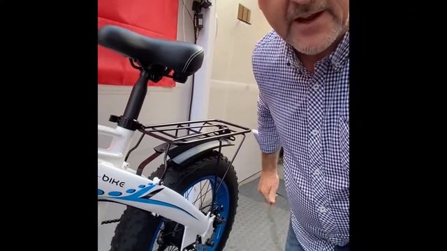 Testing and charging your e-bike for the very first time | Don't let the battery go 'pop' смотреть онлайн