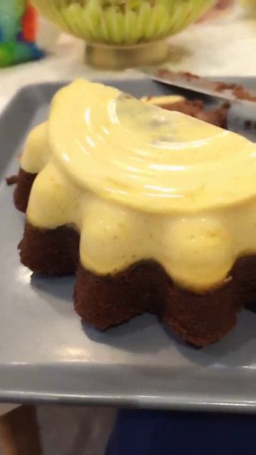 chocolate cake with cream caramel 😋🎂😋 #smallyoutuber #ofwjeddah #shortvideo #short #shorts смотреть онлайн
