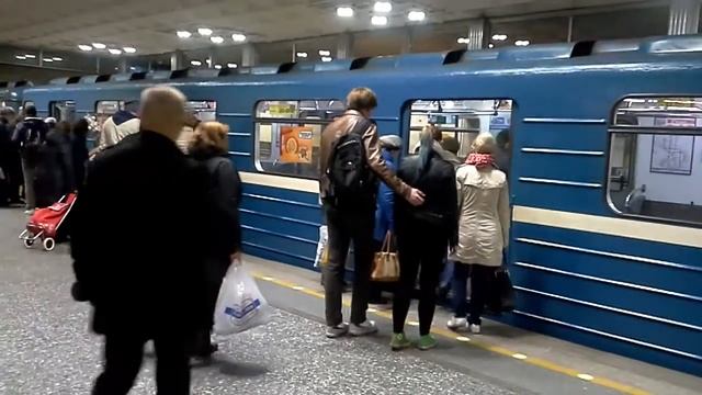 Вагон прямоугольный полоски синие смотреть онлайн