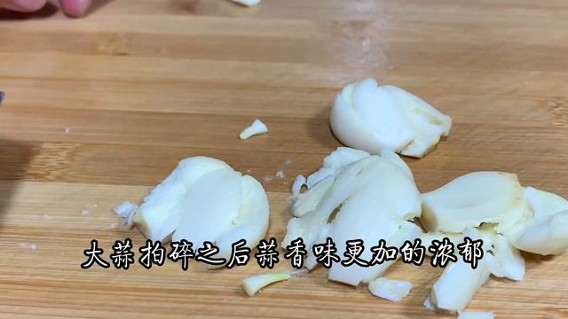 這才是炒麵的最好的做法，朝哥教你詳細講解，鮮香入味，真解饞【阿朝哥美食 】#炒麵 #炒麵做法 смотреть онлайн