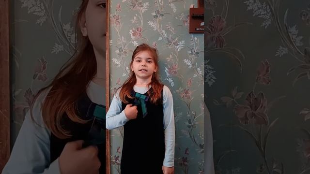 Краснощекова София 9 лет МБОУ "Прогимназия 51" г. Белгород Стихотворение про Белгород смотреть онлайн
